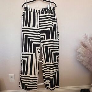 H&M Black White Geometric Wide Leg Pants Size 8 High Rise Stateme